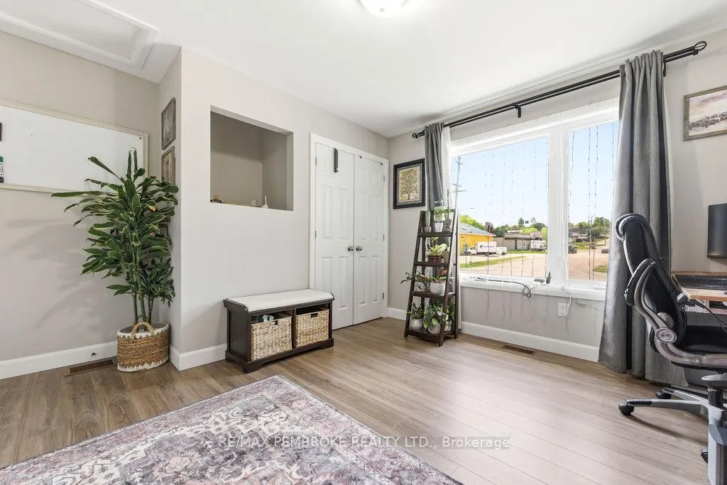 Photo 9 of 623 Nelson Street, Pembroke — HOMEH