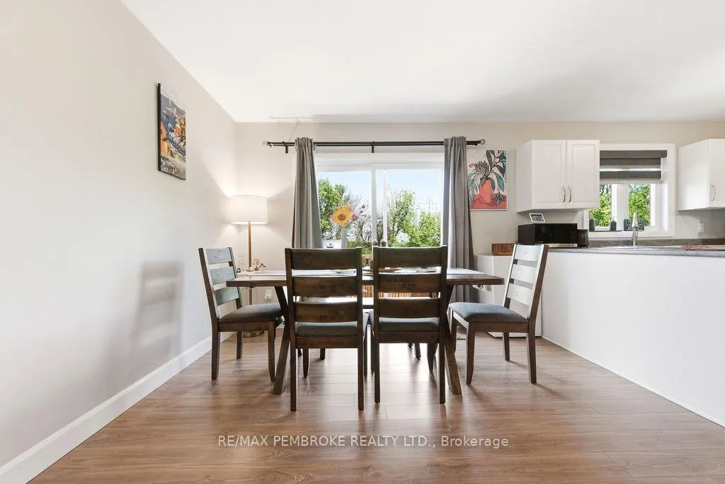 Photo 11 of 623 Nelson Street, Pembroke — HOMEH