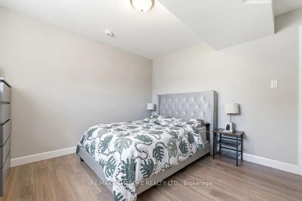 Photo 33 of 623 Nelson Street, Pembroke — HOMEH