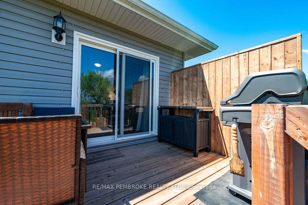 Photo 35 of 623 Nelson Street, Pembroke — HOMEH