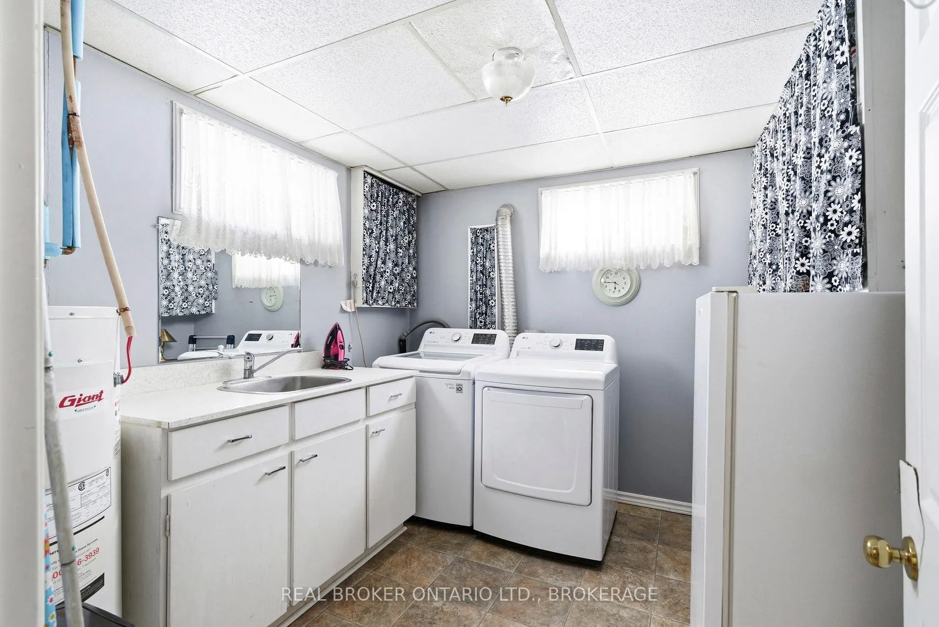 Photo 14 of 1817 Shearer Avenue, Cornwall — HOMEH