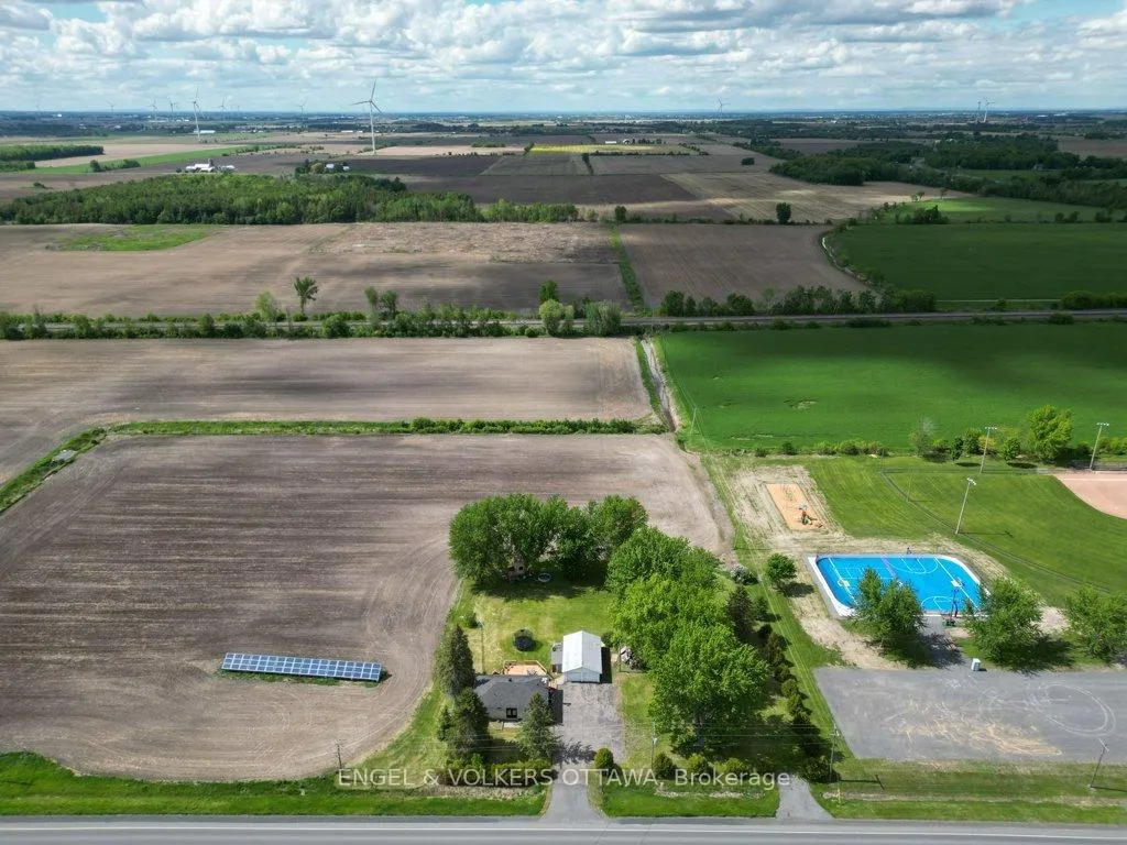 Photo 16 of 14961 County Rd 43, North Stormont, Finch — HOMEH