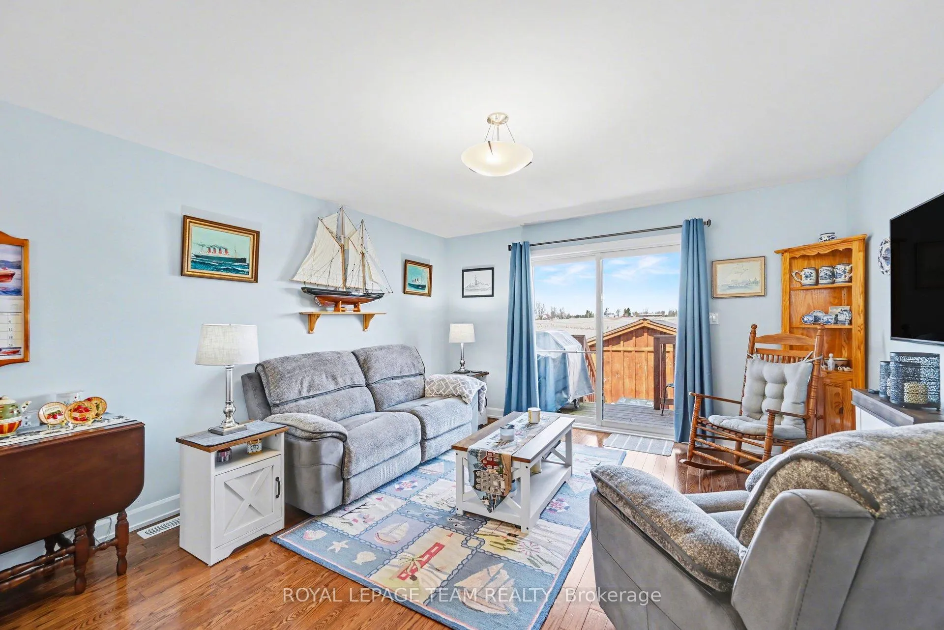 Photo 8 of 442 Arora Crescent, North Dundas, Winchester — HOMEH