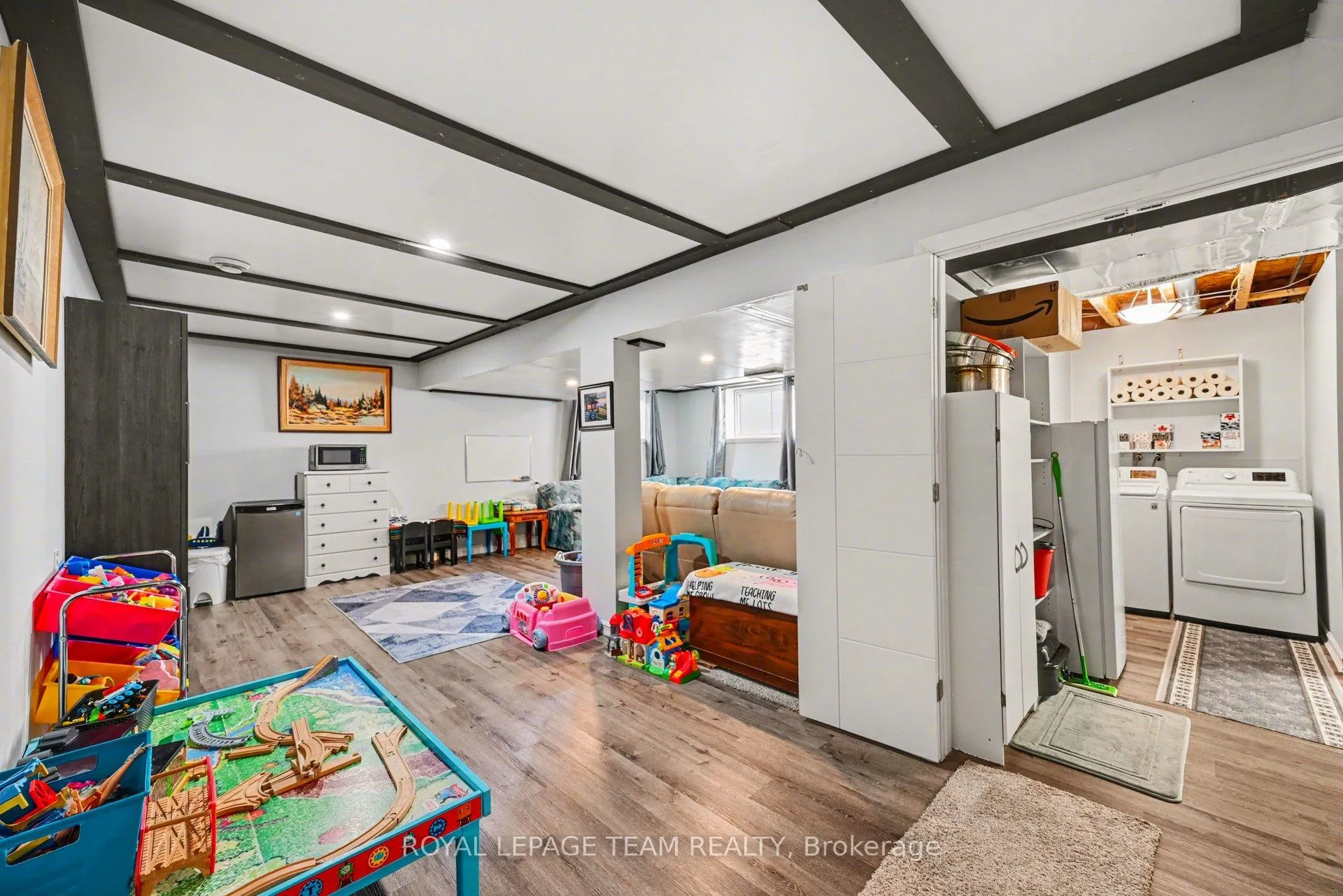 Photo 20 of 442 Arora Crescent, North Dundas, Winchester — HOMEH