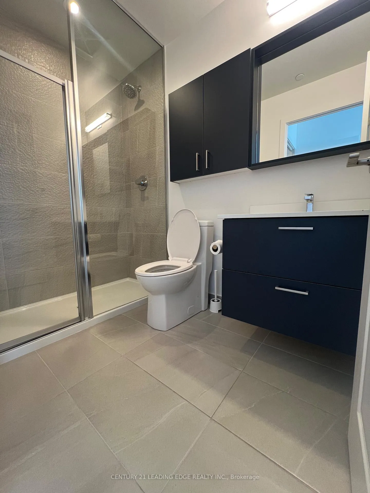 Photo 16 of Unit B-1809, 50 Upper Mall Way, Vaughan, Brownridge — HOMEH