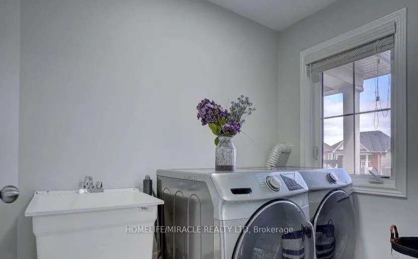 Photo 18 of Unit Upper, 95 William Fair Drive, Clarington, Bowmanville — HOMEH