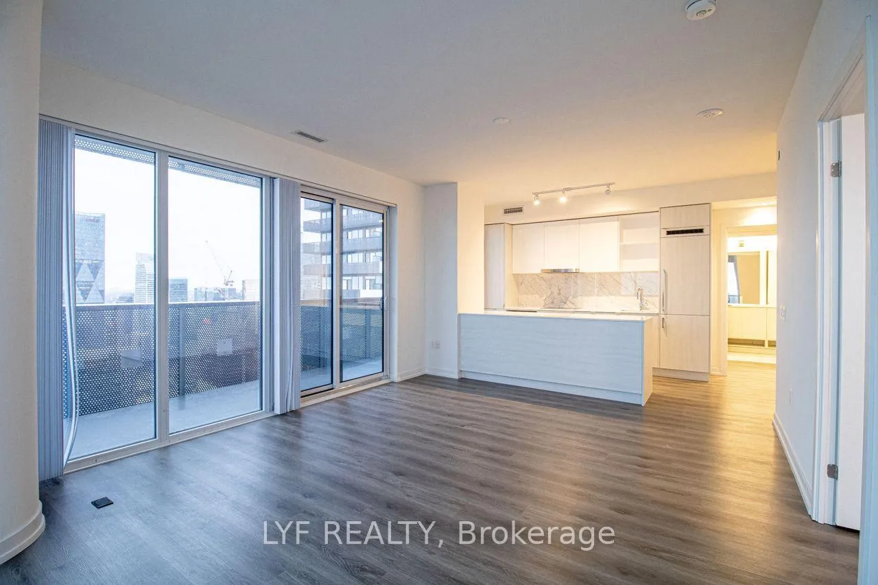 Photo 8 of Unit 6109, 138 Downes Street, Toronto, Waterfront Communities — HOMEH