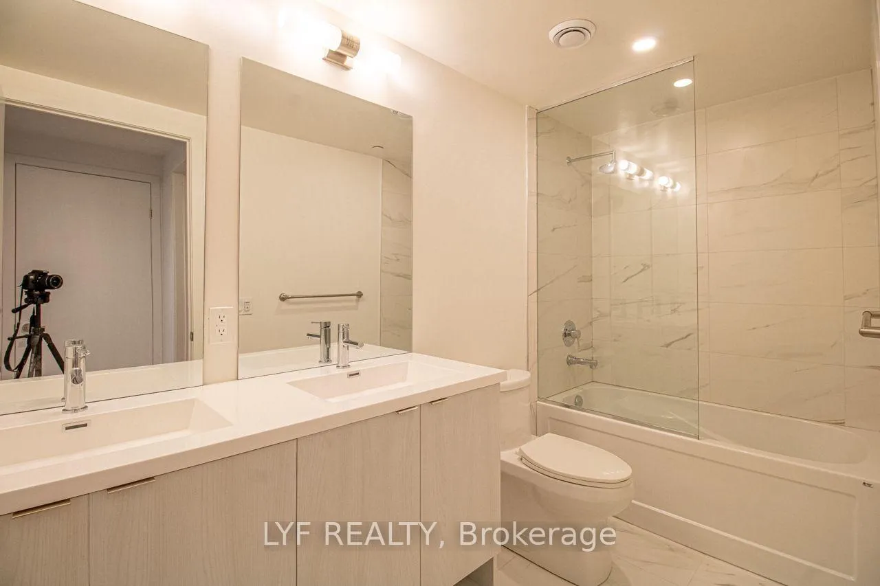 Photo 28 of Unit 6109, 138 Downes Street, Toronto, Waterfront Communities — HOMEH