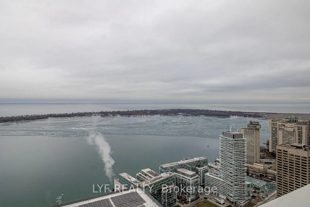 Photo 32 of Unit 6109, 138 Downes Street, Toronto, Waterfront Communities — HOMEH