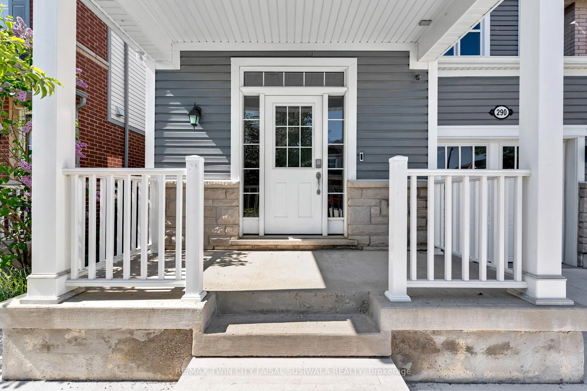 Photo 2 of 290 Apple Hill Crescent, Kitchener, Trussler — HOMEH