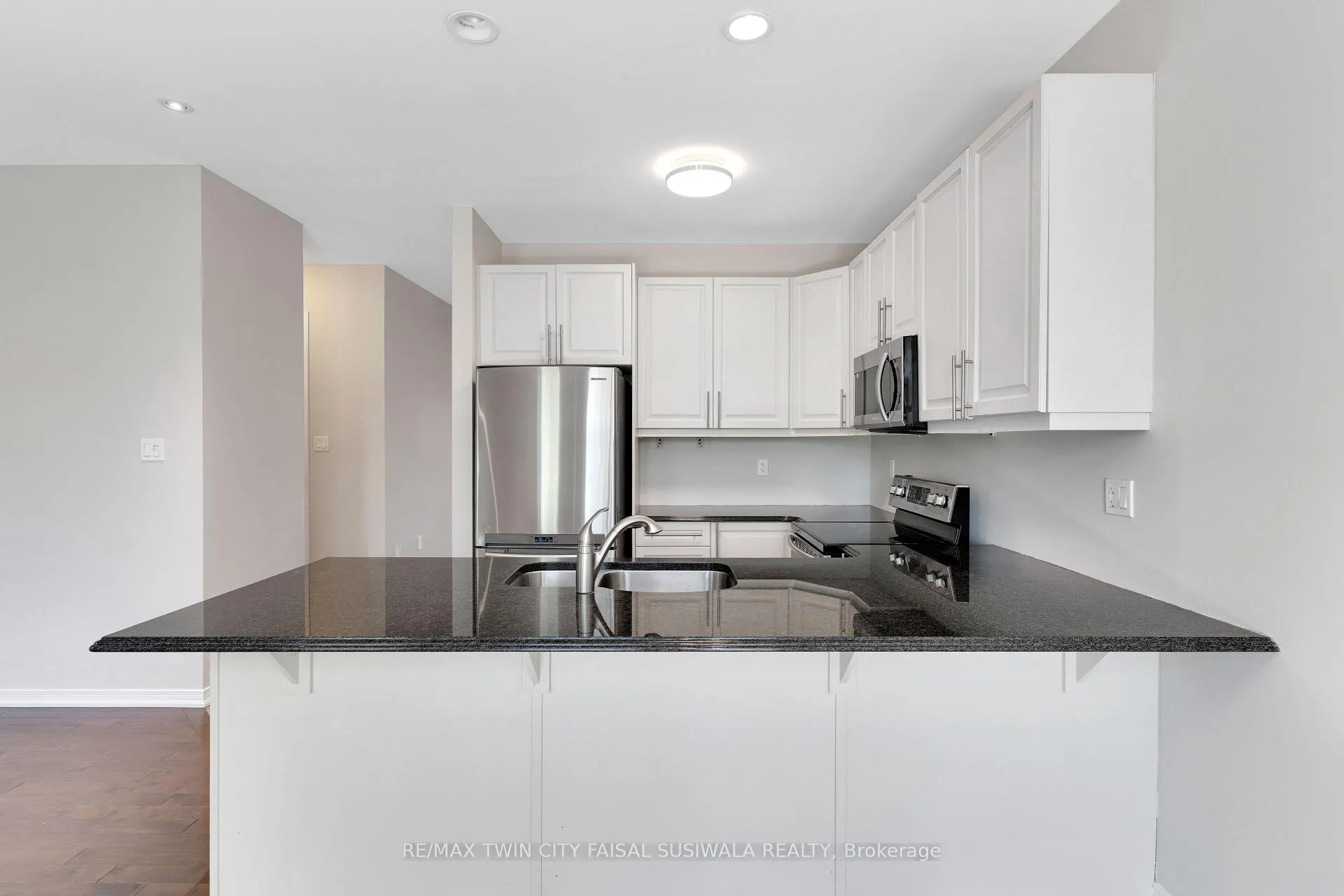 Photo 7 of 290 Apple Hill Crescent, Kitchener, Trussler — HOMEH