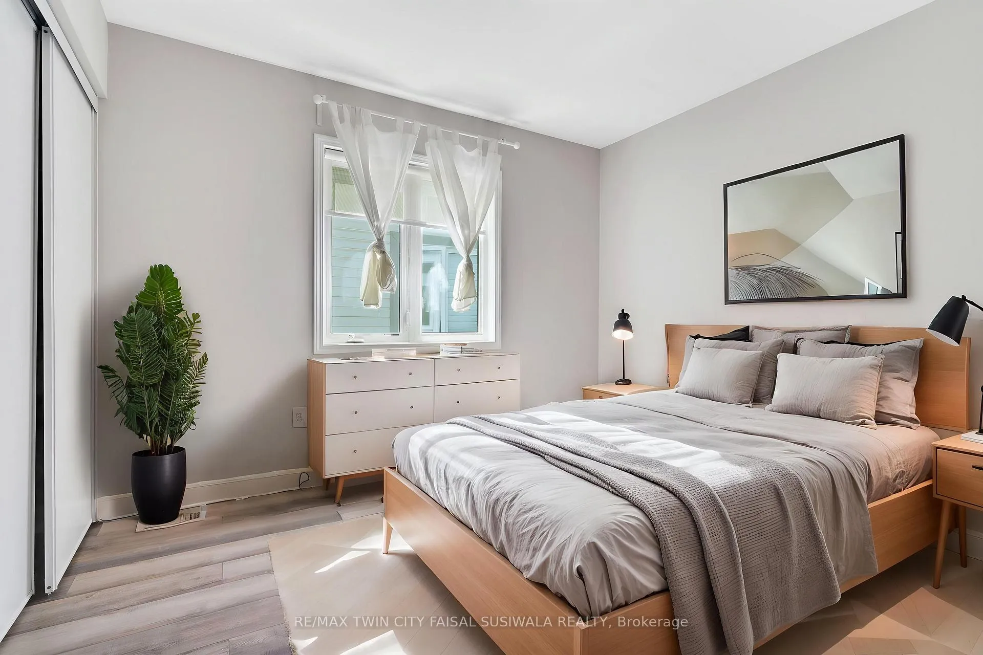 Photo 22 of 290 Apple Hill Crescent, Kitchener, Trussler — HOMEH