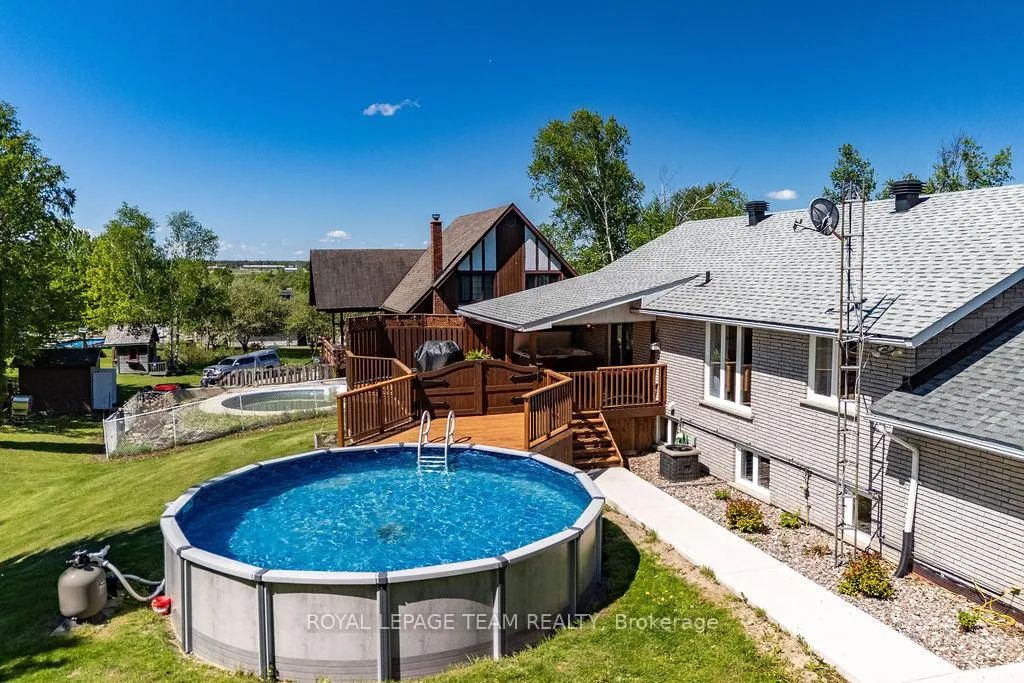 Photo 24 of 63 Alva Drive, Whitewater Region, Whitewater Region — HOMEH