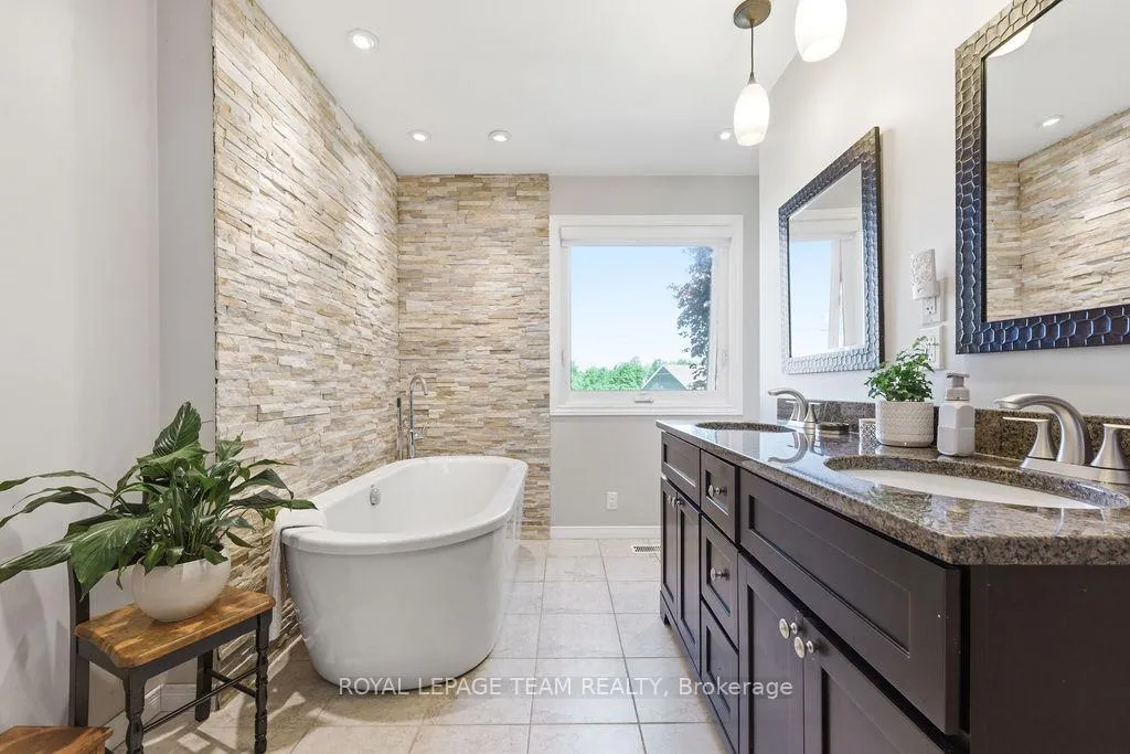 Photo 29 of 63 Alva Drive, Whitewater Region, Whitewater Region — HOMEH