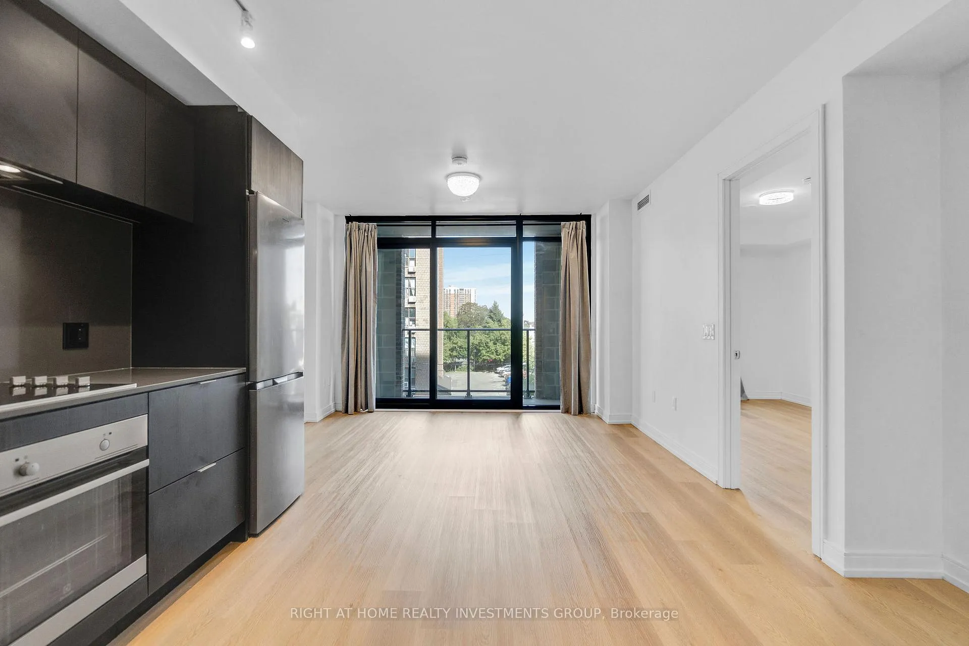 Photo 10 of Unit 327, 1 Jarvis Street, Hamilton, Beasley — HOMEH