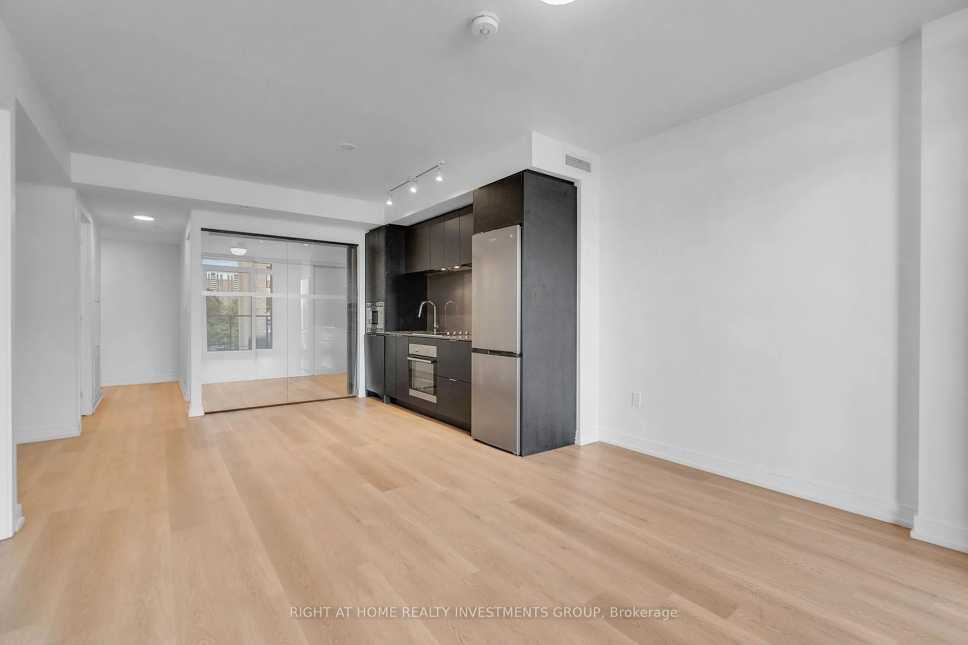 Photo 11 of Unit 327, 1 Jarvis Street, Hamilton, Beasley — HOMEH