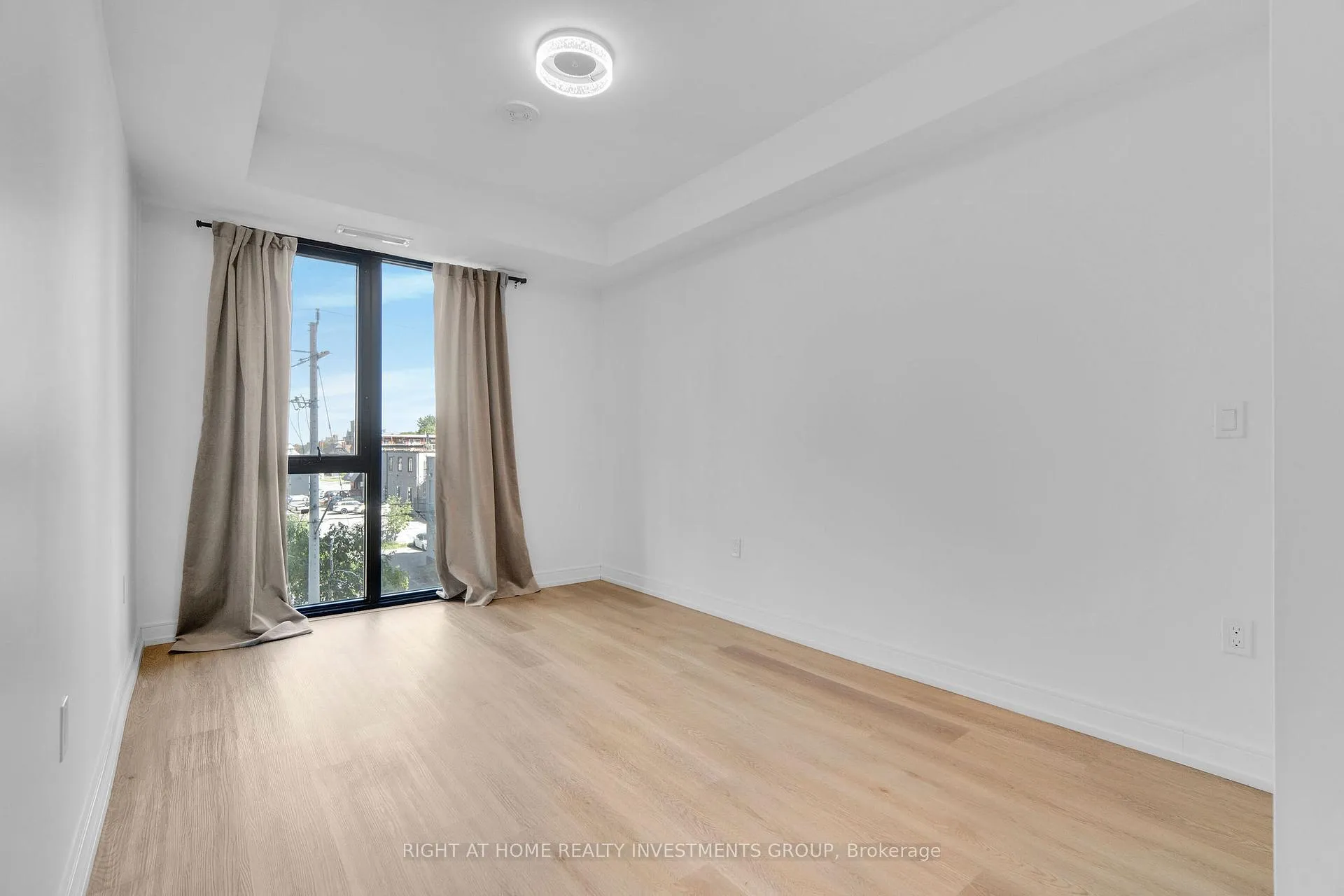Photo 20 of Unit 327, 1 Jarvis Street, Hamilton, Beasley — HOMEH