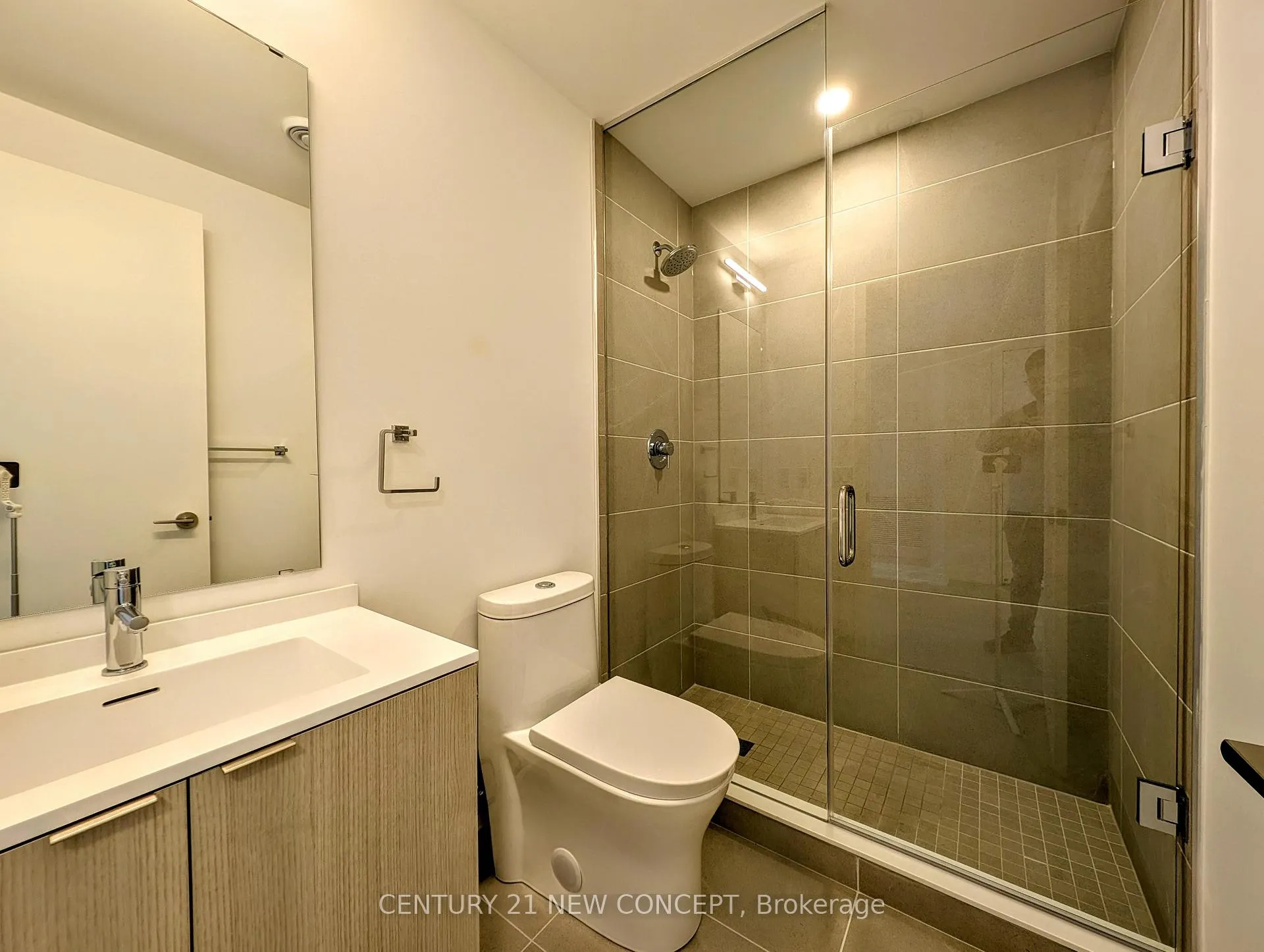 Photo 6 of Unit 2715, 100 Queen Street E, Toronto, Church-Yonge Corridor — HOMEH