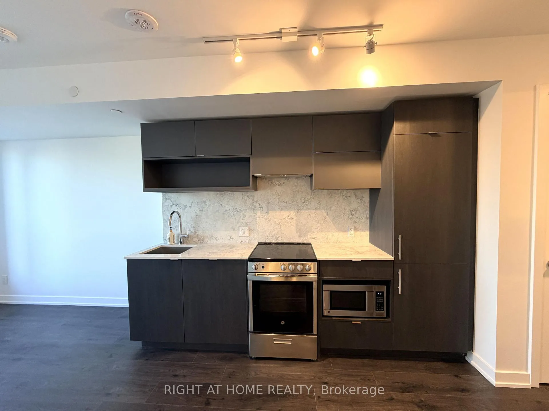 Photo 6 of Unit 2307, 100 Queen Street E, Toronto, Church-Yonge Corridor — HOMEH
