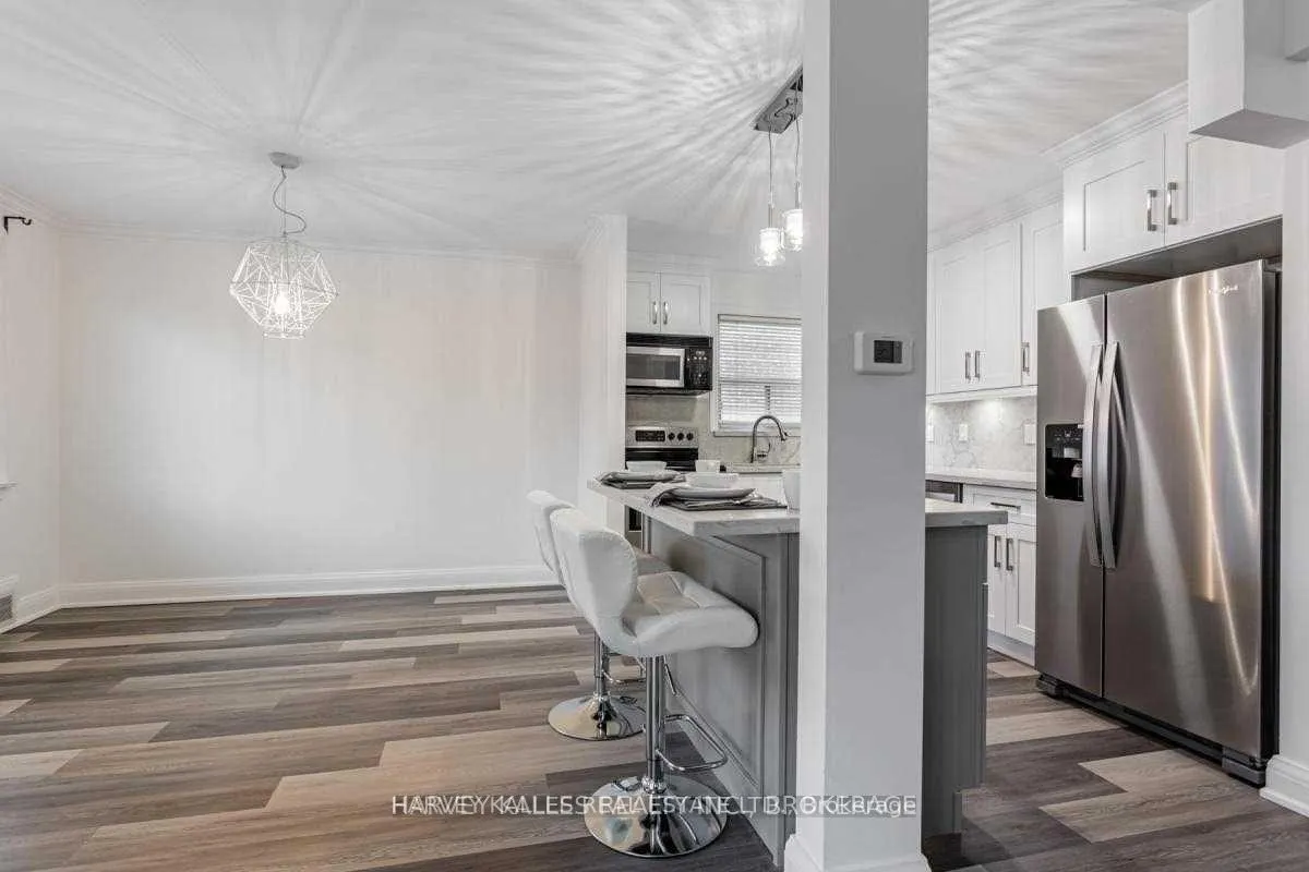Photo 12 of Unit Main, 157 Viewmount Avenue, Toronto, Englemount-Lawrence — HOMEH