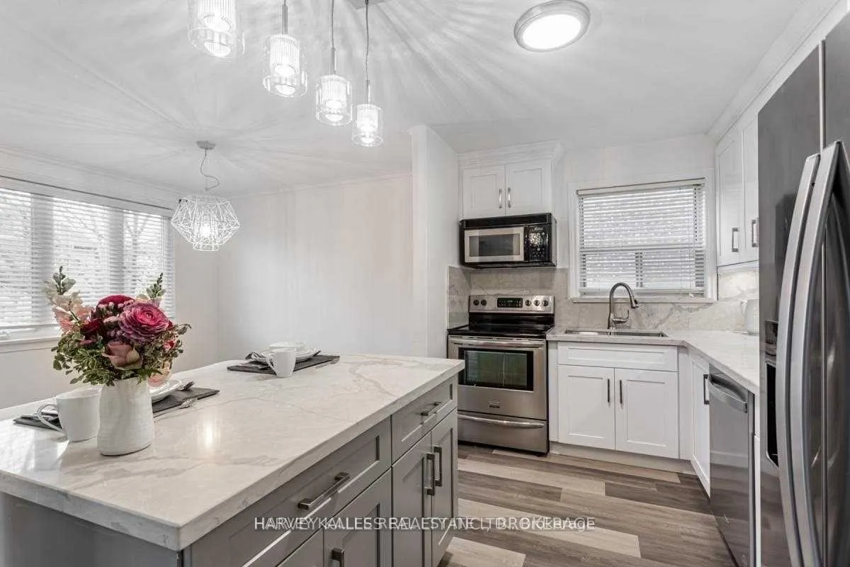 Photo 16 of Unit Main, 157 Viewmount Avenue, Toronto, Englemount-Lawrence — HOMEH
