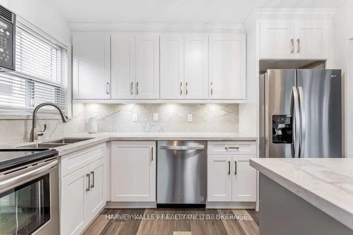 Photo 18 of Unit Main, 157 Viewmount Avenue, Toronto, Englemount-Lawrence — HOMEH
