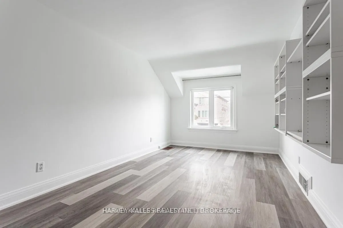 Photo 22 of Unit Main, 157 Viewmount Avenue, Toronto, Englemount-Lawrence — HOMEH