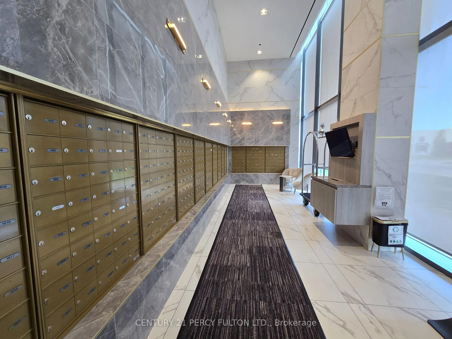 Photo 13 of Unit 4111, 898 Portage Parkway, Vaughan, Vaughan Corporate Centre — HOMEH