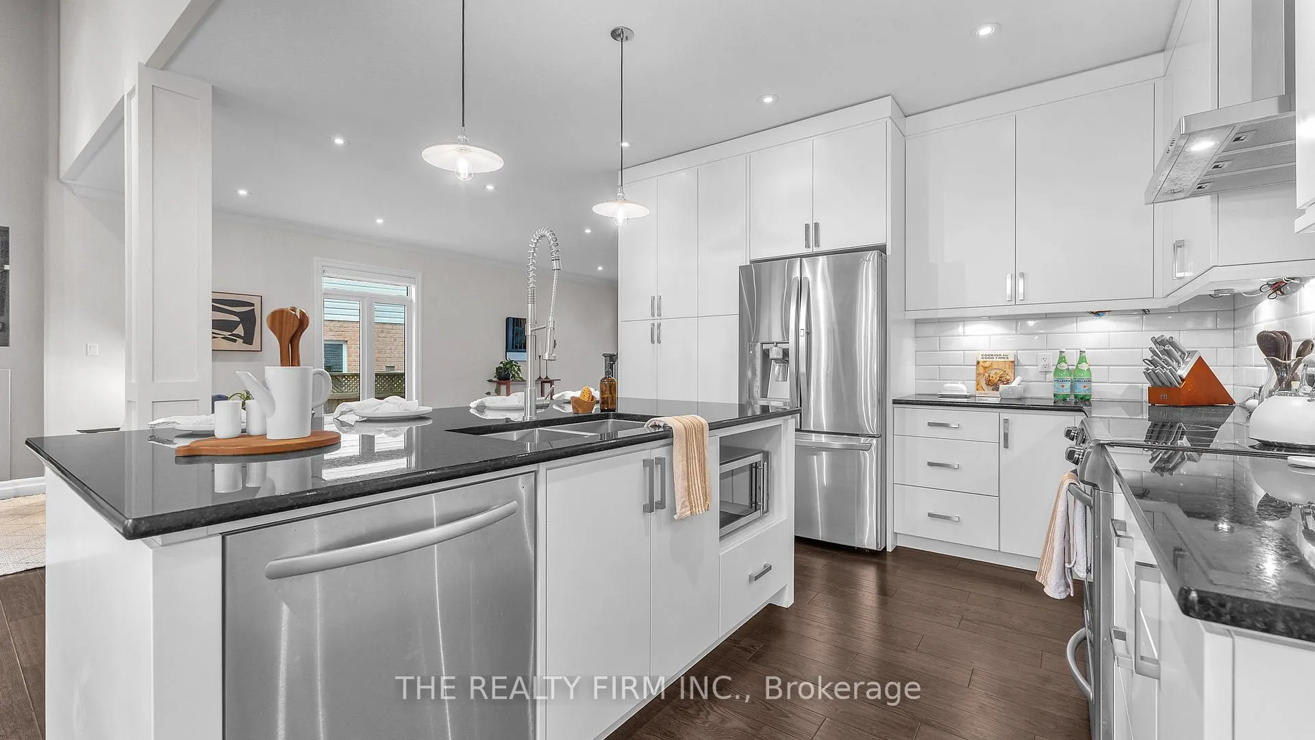 Photo 6 of 1773 Beaverbrook Avenue, London, North M — HOMEH