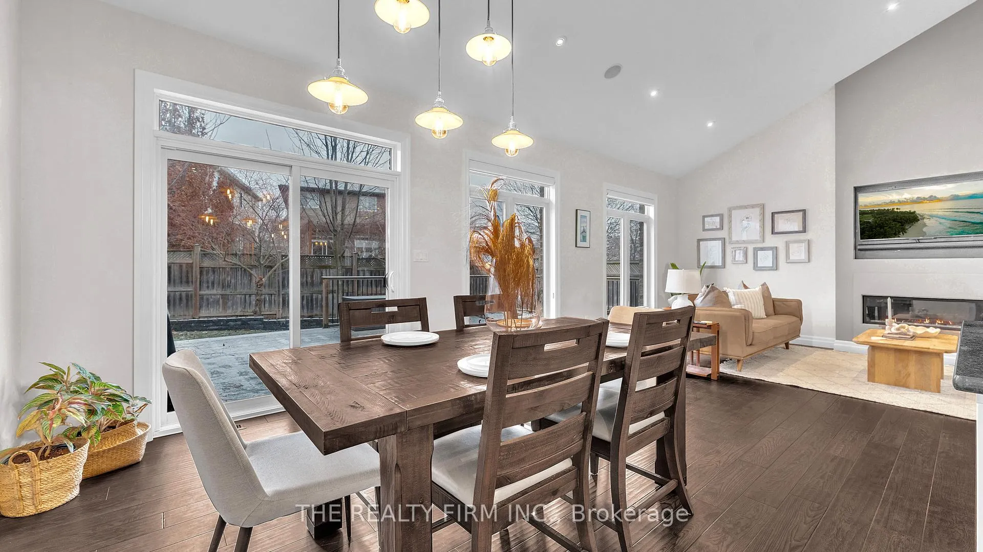 Photo 7 of 1773 Beaverbrook Avenue, London, North M — HOMEH