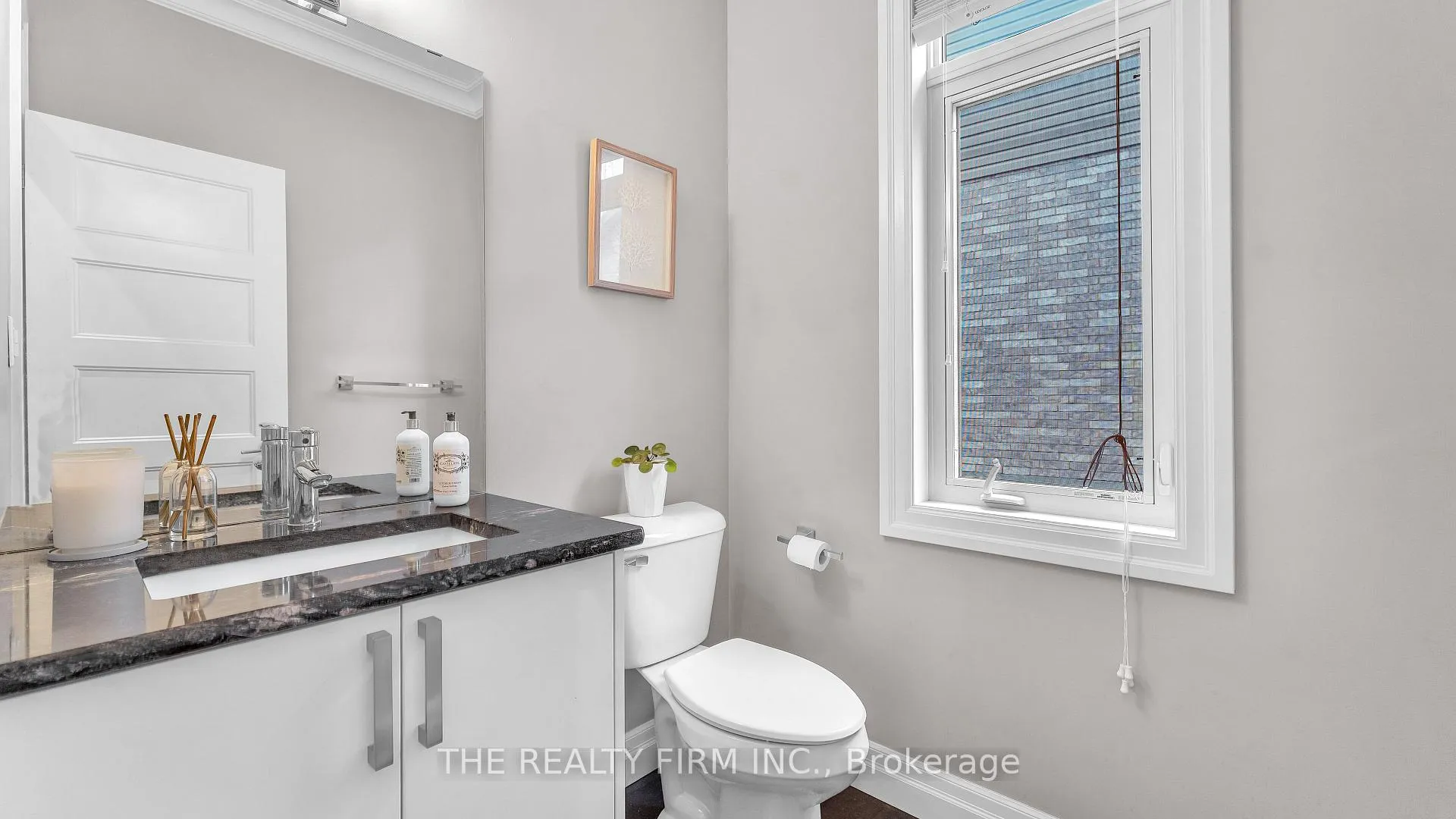 Photo 8 of 1773 Beaverbrook Avenue, London, North M — HOMEH