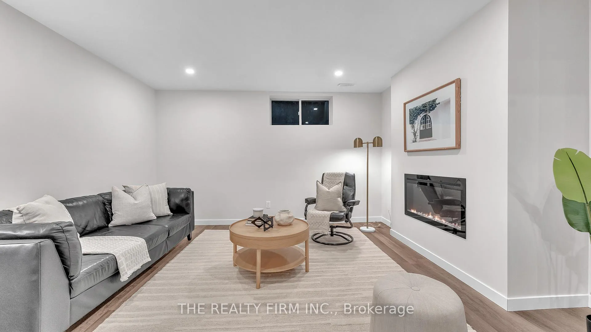 Photo 23 of 1773 Beaverbrook Avenue, London, North M — HOMEH