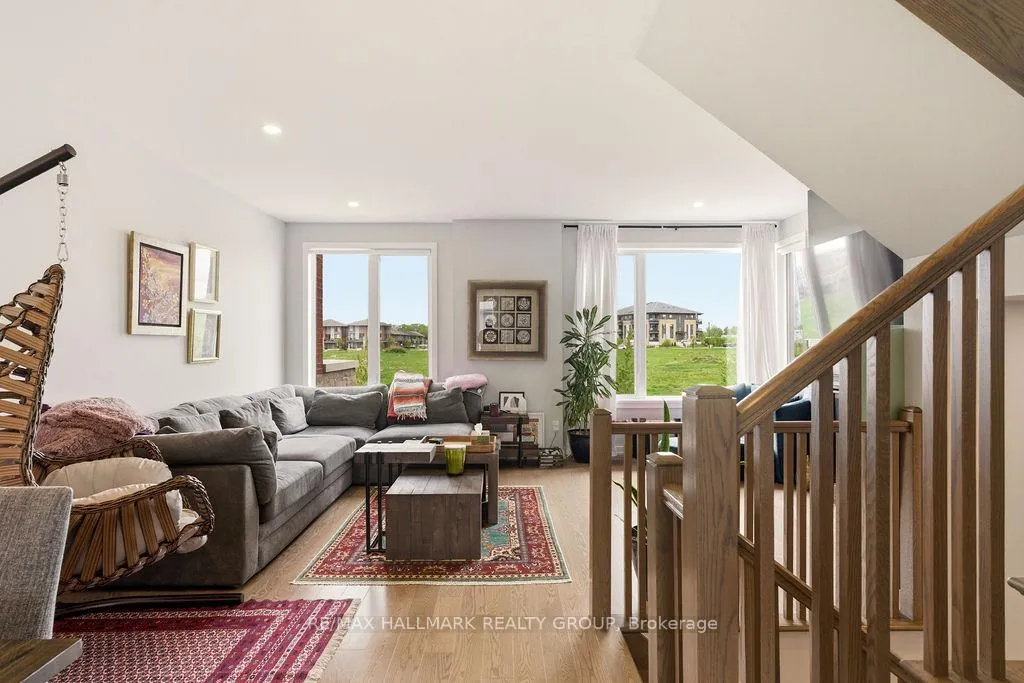 Photo 9 of 854 Mikinak Road, Ottawa, CFB Rockcliffe and Area — HOMEH