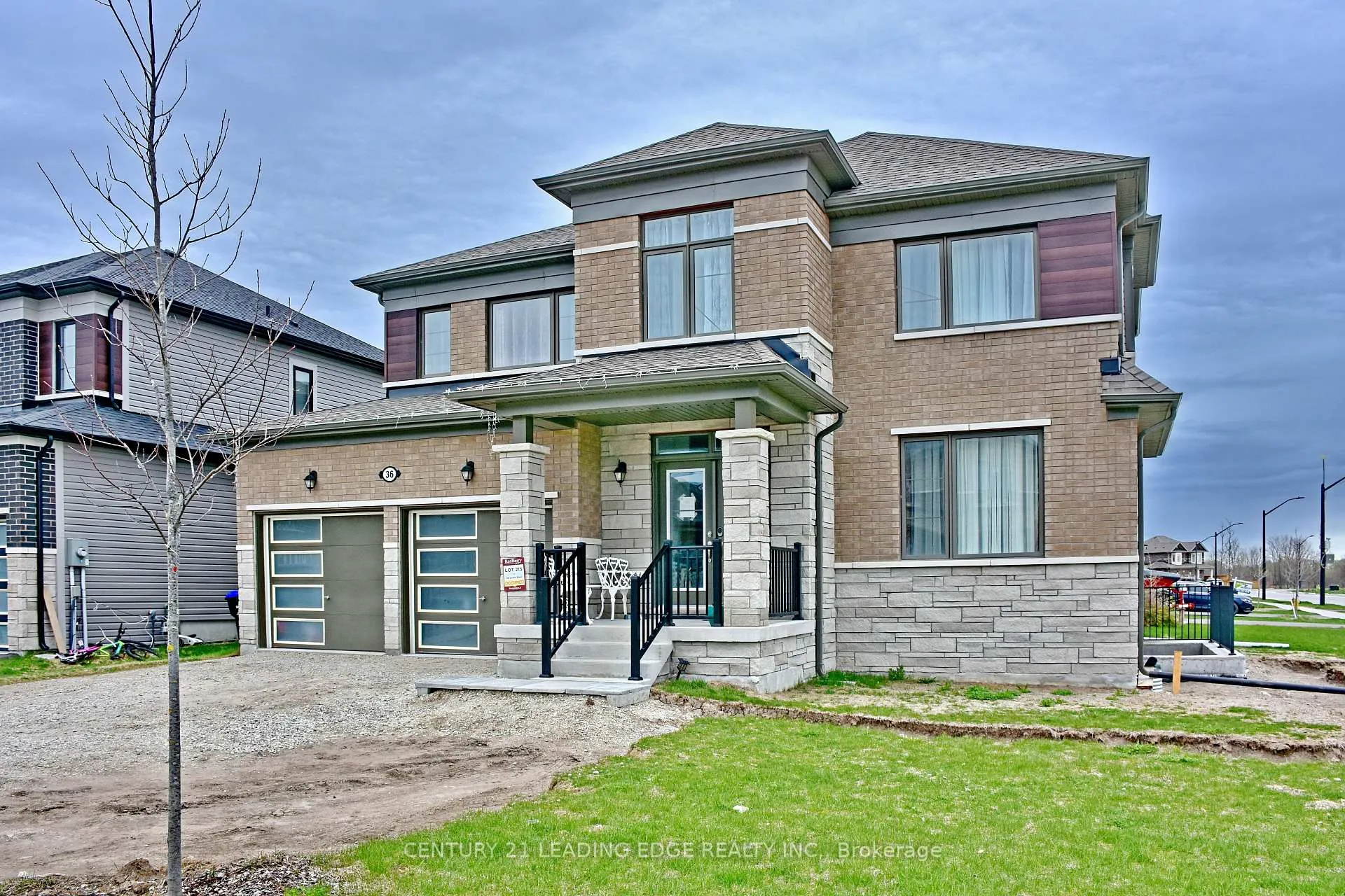 Photo 1 of 36 Union Boulevard, Wasaga Beach — HOMEH