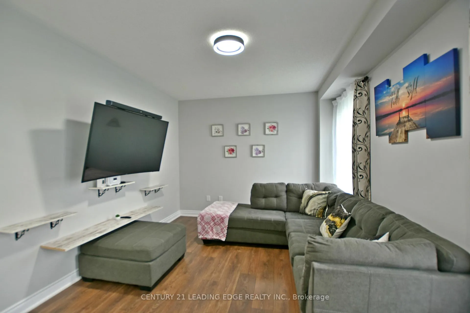 Photo 23 of 36 Union Boulevard, Wasaga Beach — HOMEH