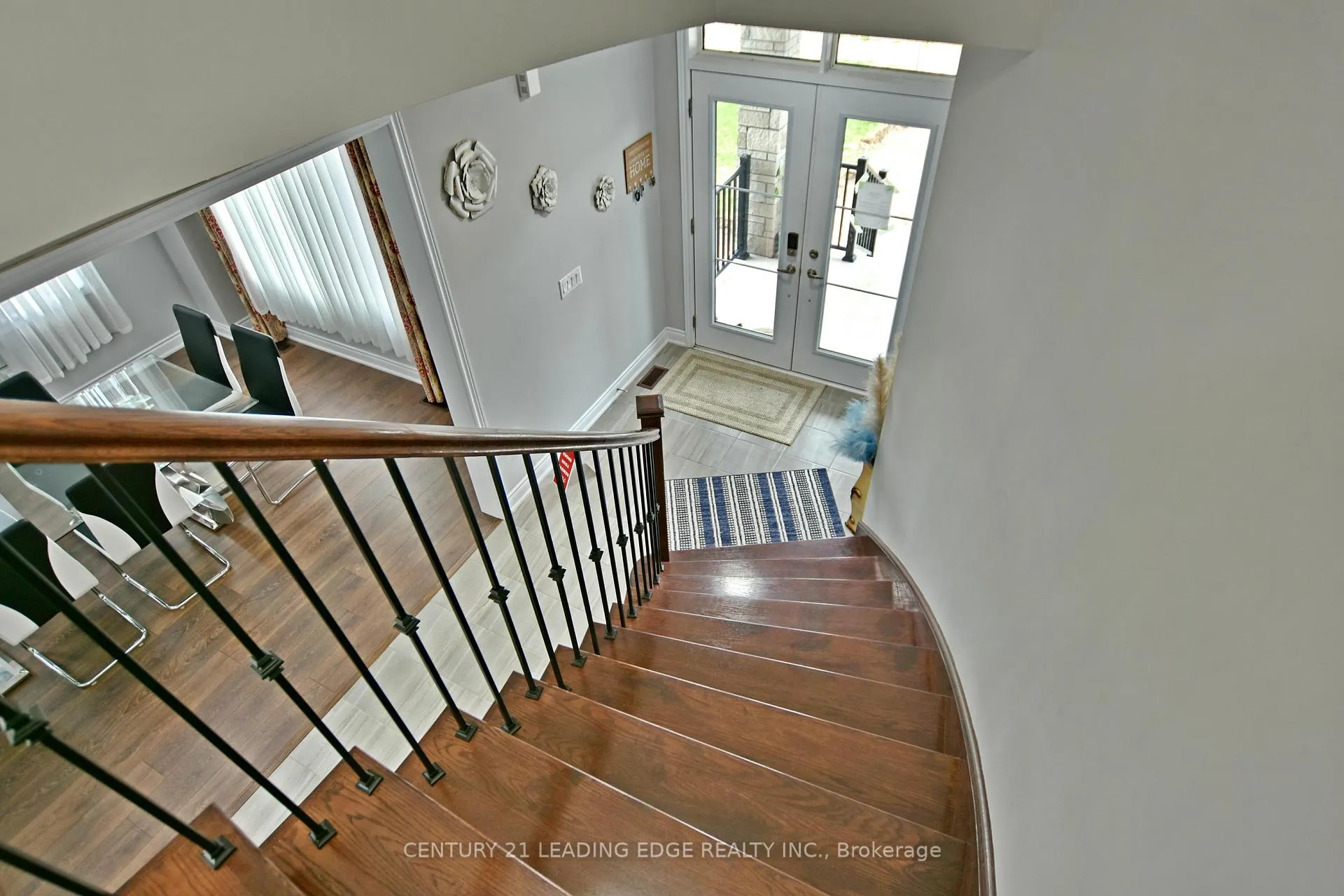 Photo 29 of 36 Union Boulevard, Wasaga Beach — HOMEH