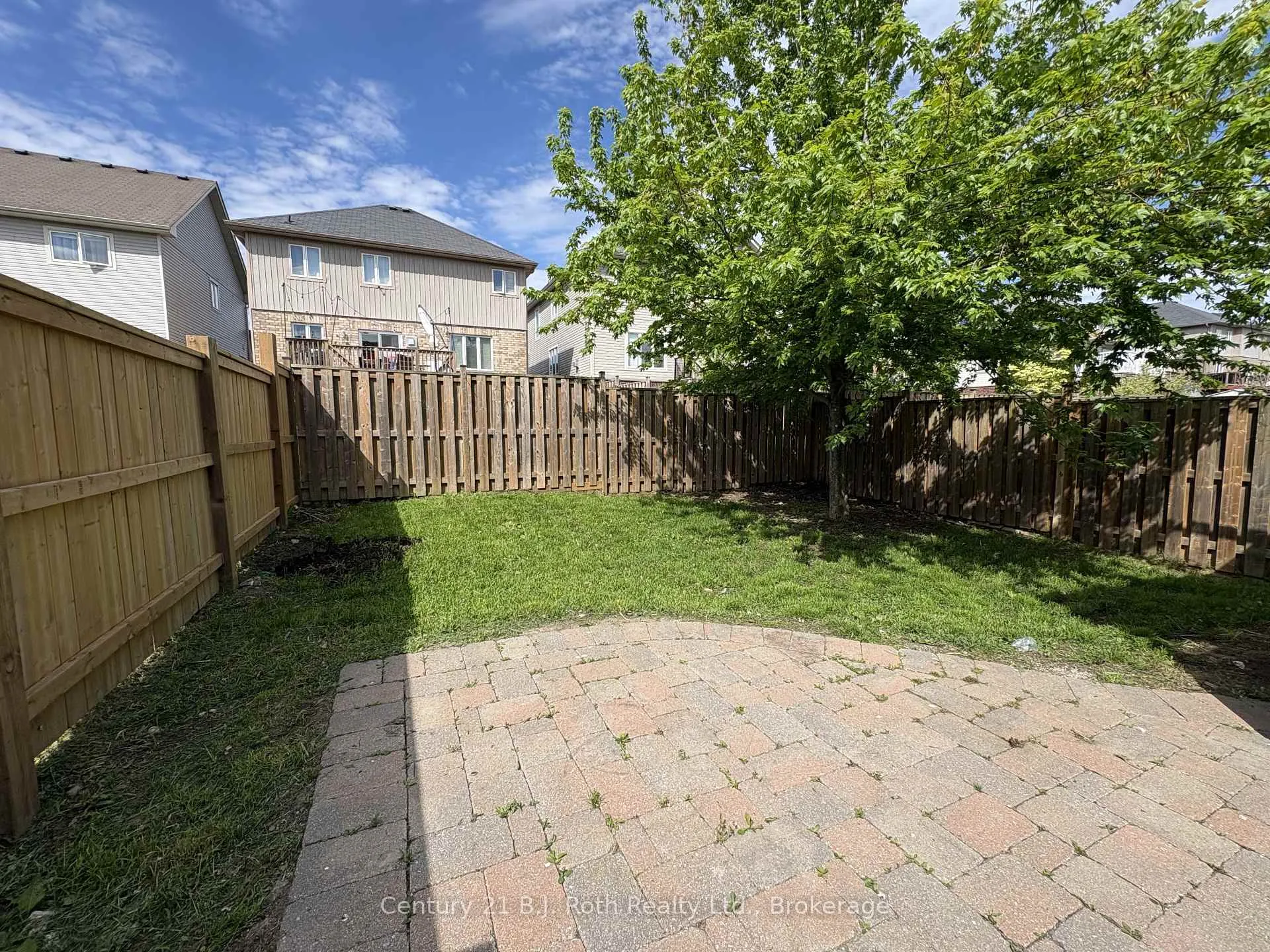Photo 32 of 34 Pearl Drive, Orillia — HOMEH