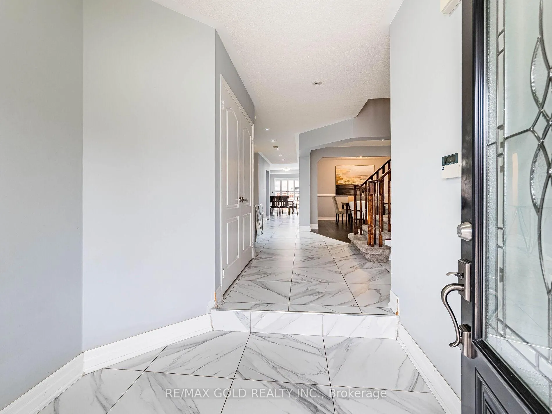 Photo 3 of 66 Hiberton Crescent, Brampton, Fletcher's Meadow — HOMEH