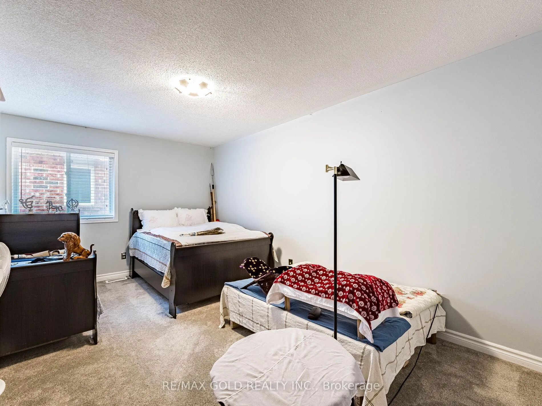 Photo 25 of 66 Hiberton Crescent, Brampton, Fletcher's Meadow — HOMEH
