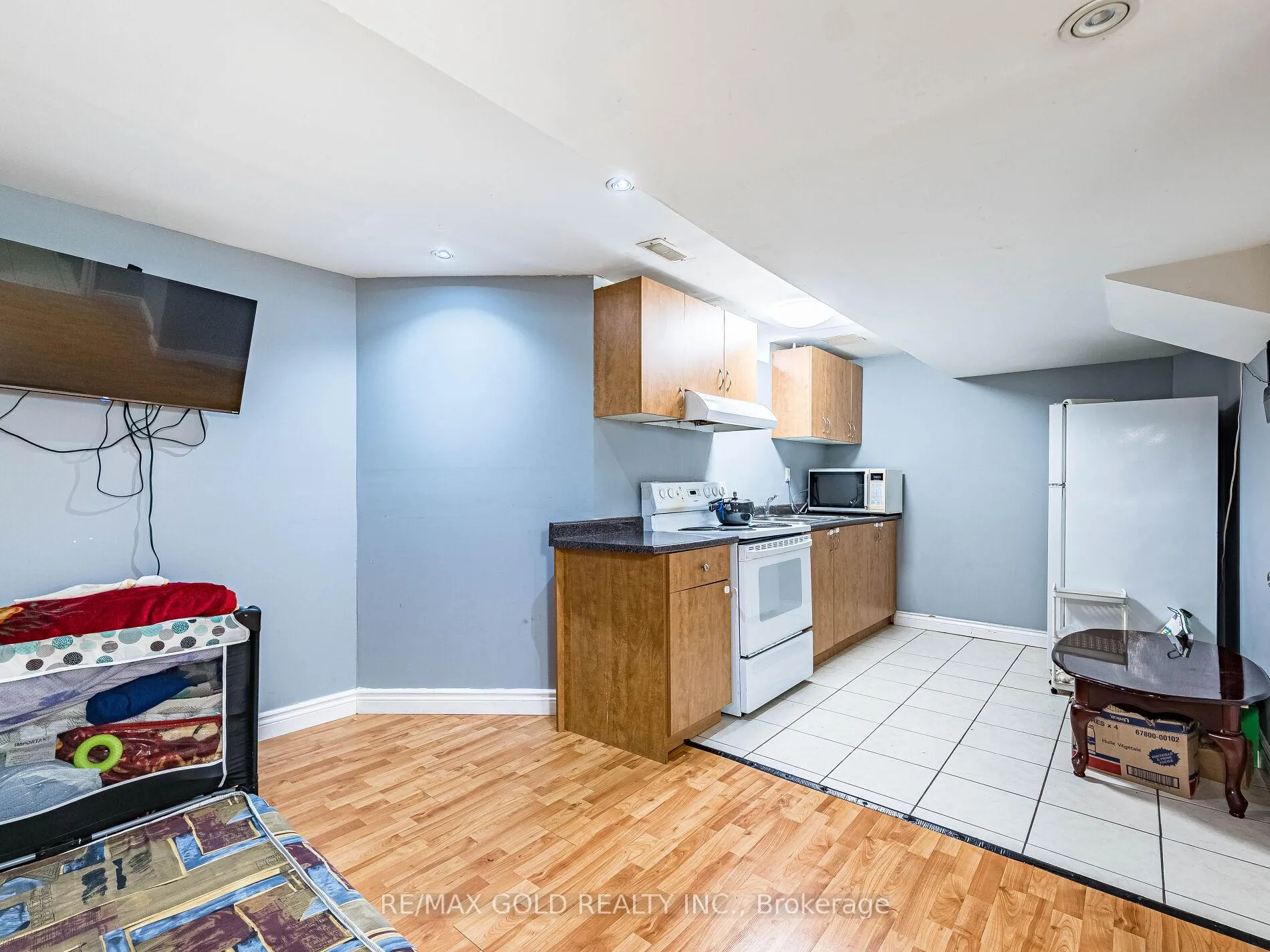 Photo 31 of 66 Hiberton Crescent, Brampton, Fletcher's Meadow — HOMEH