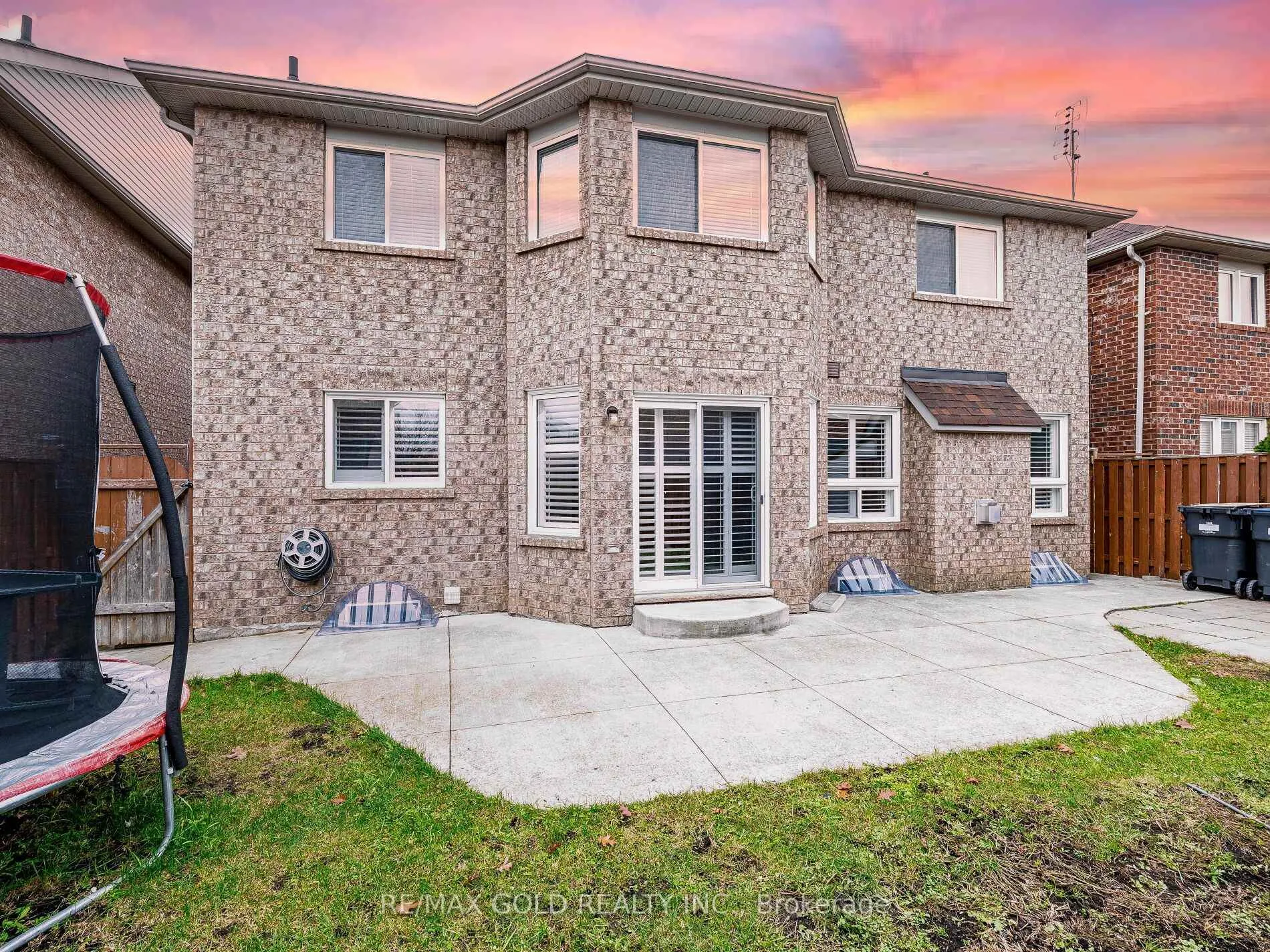 Photo 36 of 66 Hiberton Crescent, Brampton, Fletcher's Meadow — HOMEH