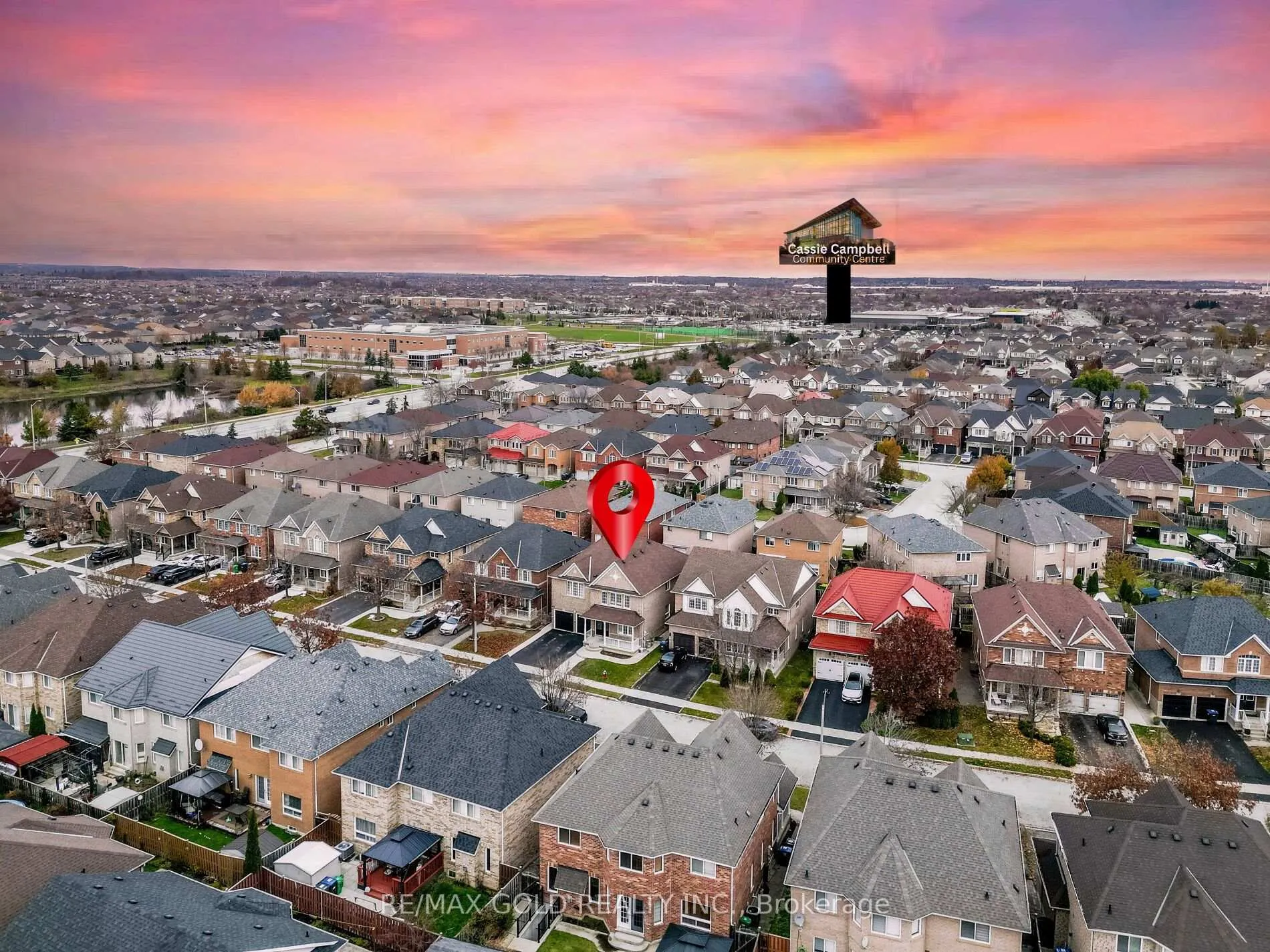 Photo 39 of 66 Hiberton Crescent, Brampton, Fletcher's Meadow — HOMEH