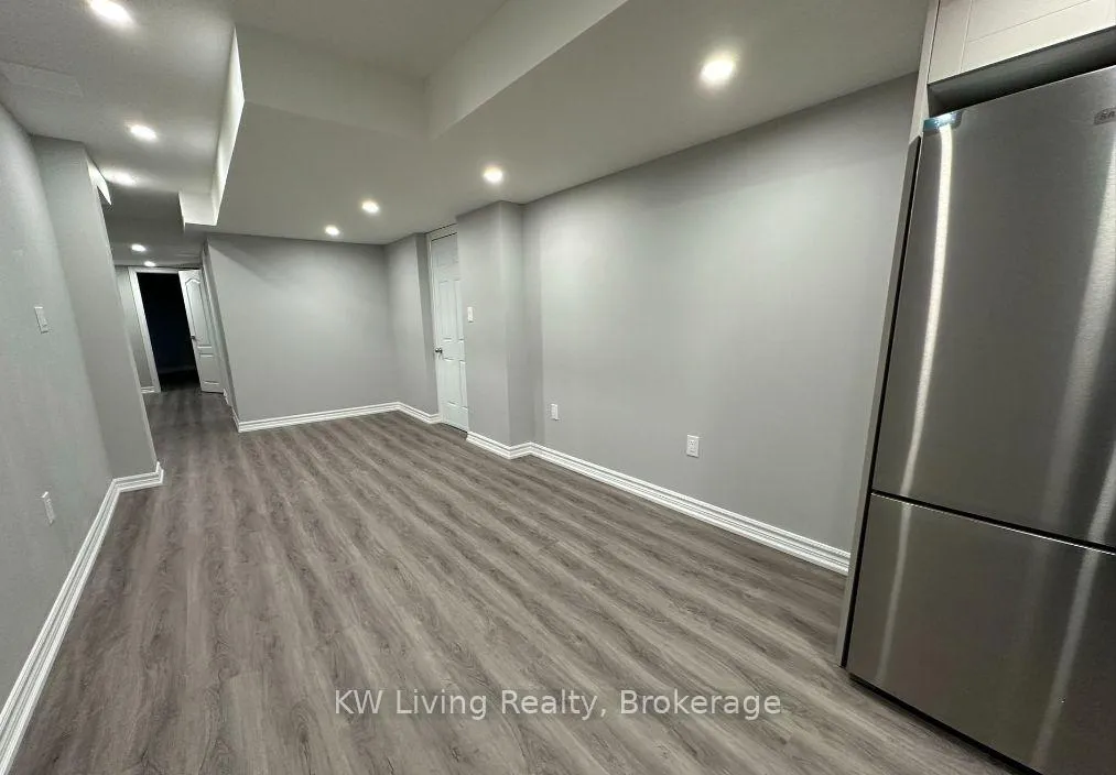 Photo 3 of Unit LOWER, 158 William Bartlett Drive, Markham, Berczy — HOMEH