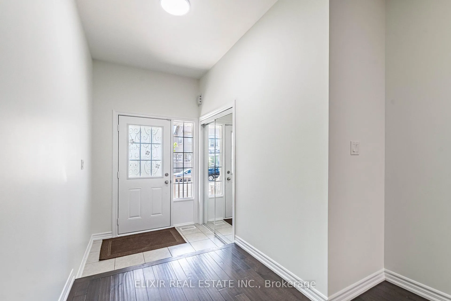 Photo 6 of 32 Yately Street, Brampton, Northwest Brampton — HOMEH