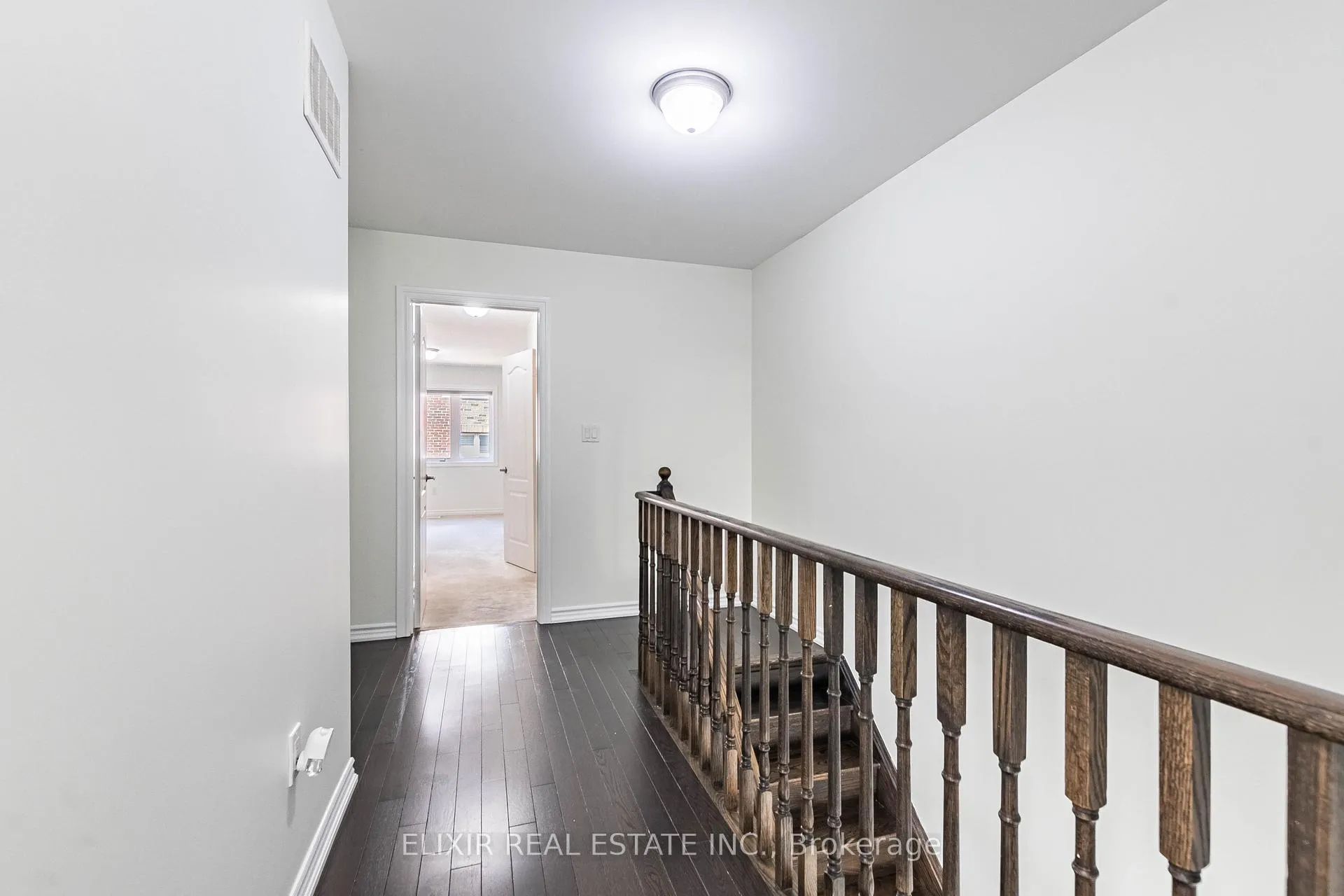 Photo 18 of 32 Yately Street, Brampton, Northwest Brampton — HOMEH