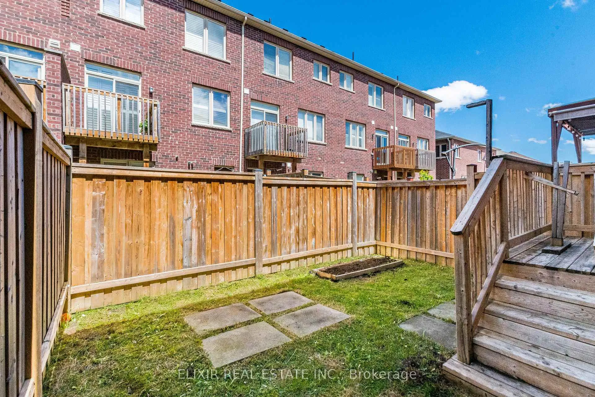 Photo 32 of 32 Yately Street, Brampton, Northwest Brampton — HOMEH