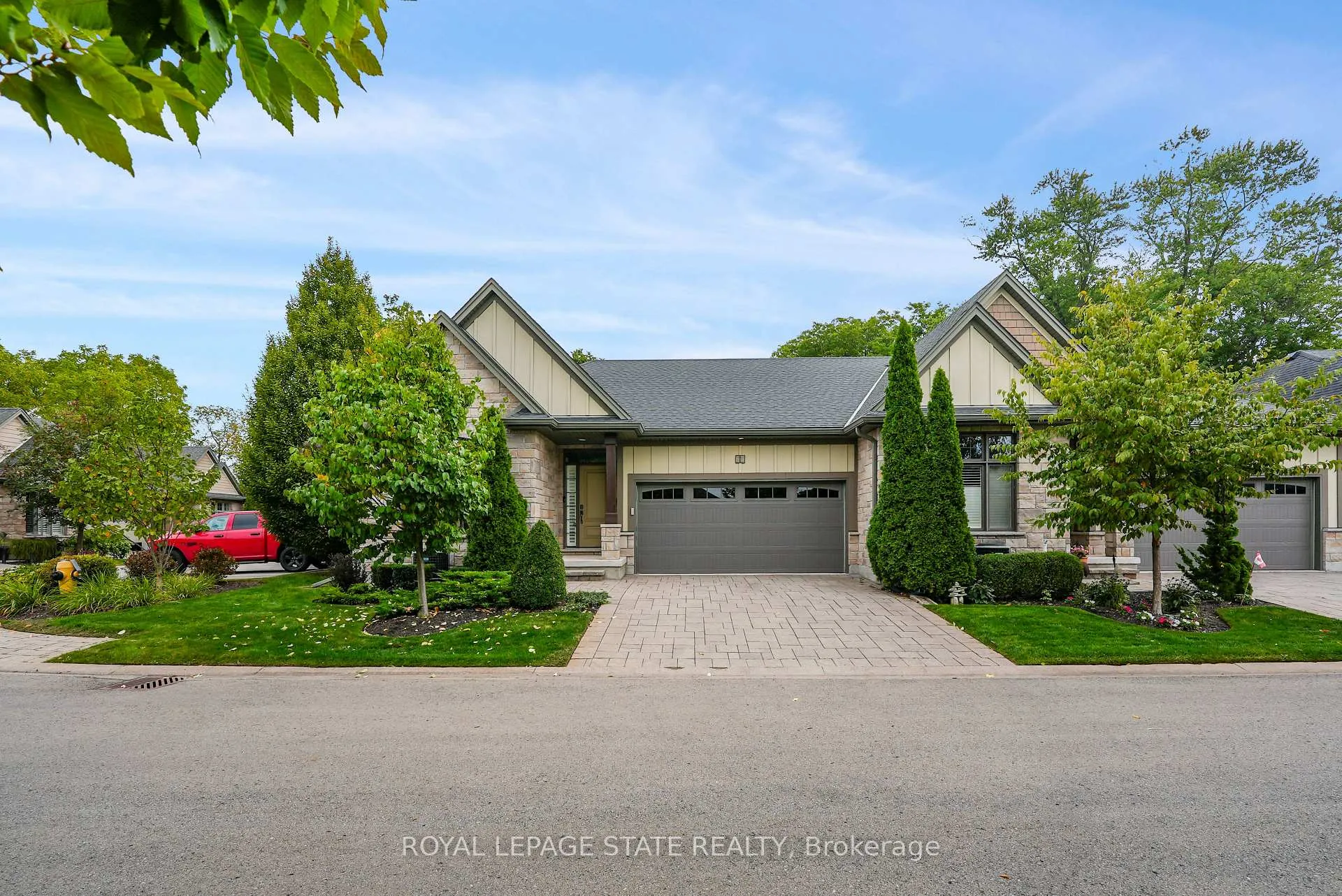 Photo 2 of 1 Cedar Drive, Niagara-on-the-Lake, St. Davids — HOMEH