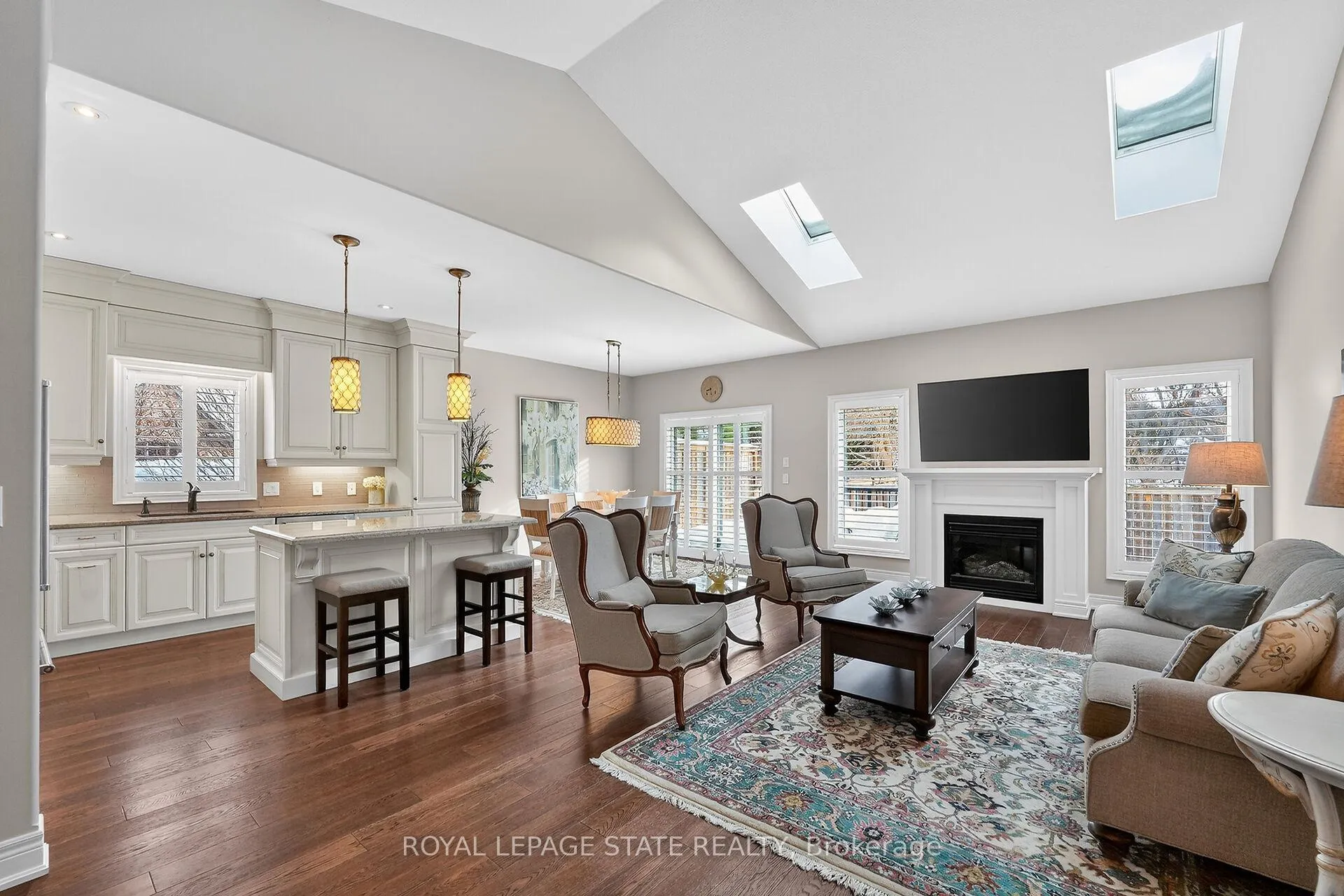 Photo 13 of 1 Cedar Drive, Niagara-on-the-Lake, St. Davids — HOMEH