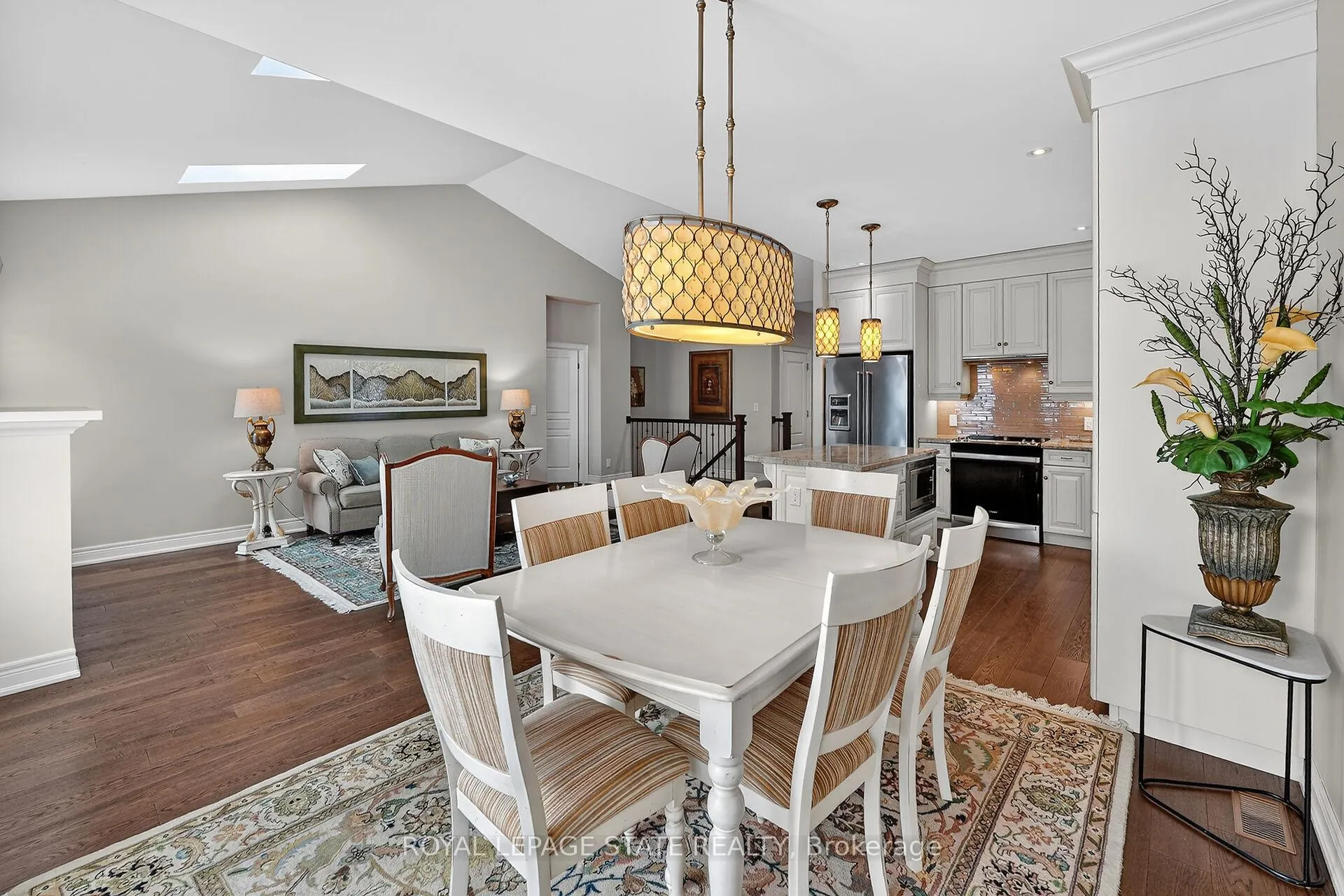 Photo 18 of 1 Cedar Drive, Niagara-on-the-Lake, St. Davids — HOMEH
