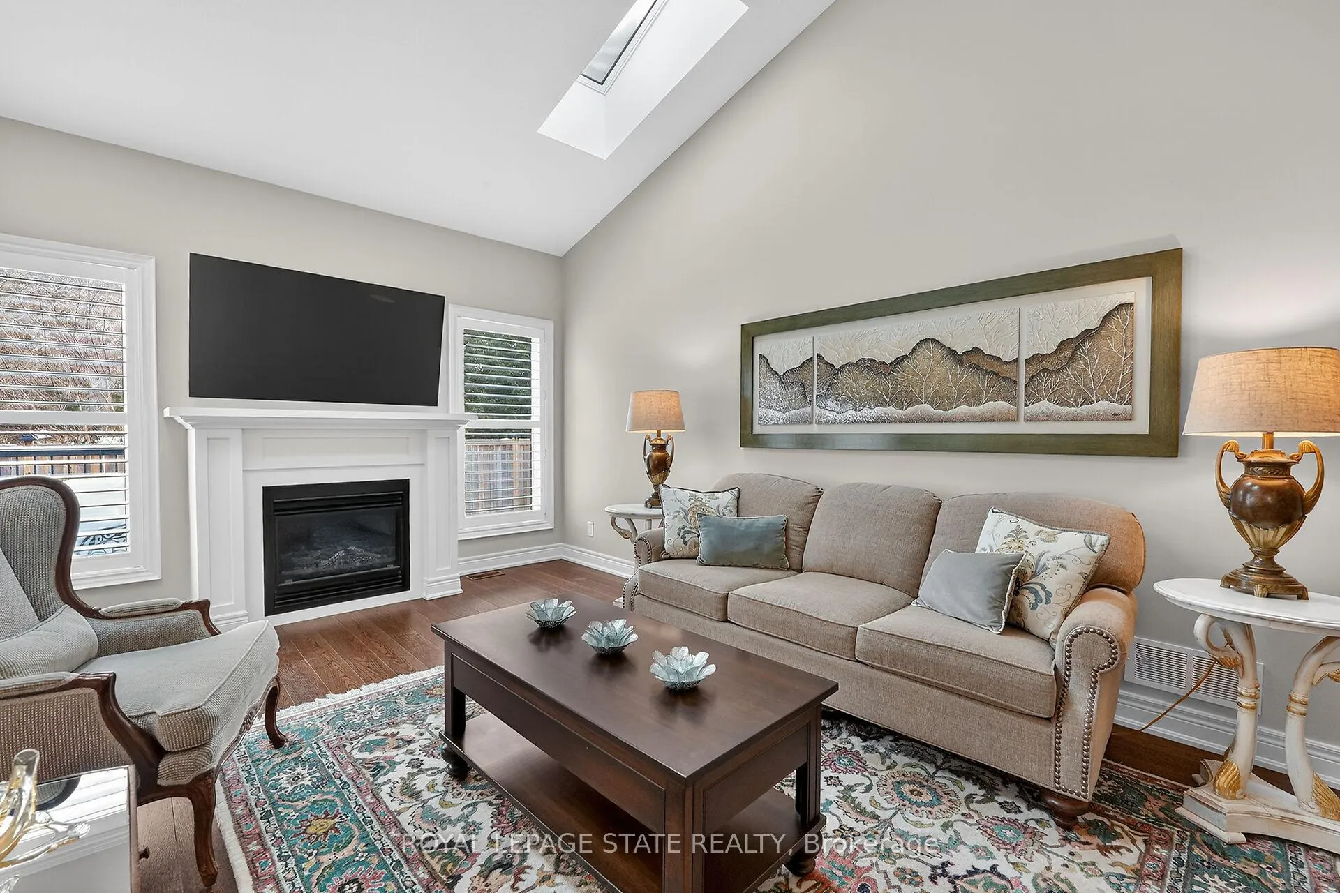 Photo 21 of 1 Cedar Drive, Niagara-on-the-Lake, St. Davids — HOMEH
